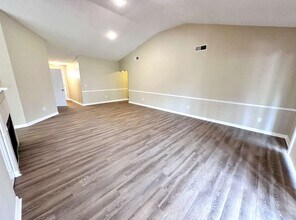 1911 Coral Tree Ct in Brandon, FL - Building Photo - Building Photo