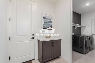 11300 N Casa Dega Dr in Surprise, AZ - Building Photo - Building Photo