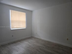 2731 SE 17th Ave in Homestead, FL - Foto de edificio - Building Photo