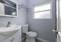 3410 Blodgett St photo'