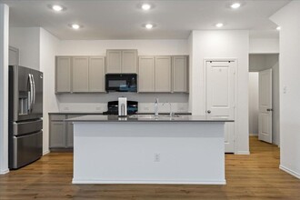 206 Canley Lp in Hutto, TX - Building Photo - Building Photo