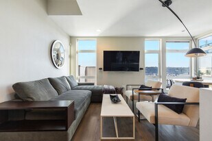 611 Wheeler St in Seattle, WA - Building Photo