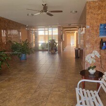 3881 W Flagler St in Miami, FL - Building Photo - Building Photo