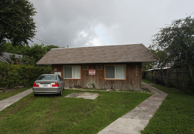 1831 Miami Rd in Fort Lauderdale, FL - Building Photo - Building Photo