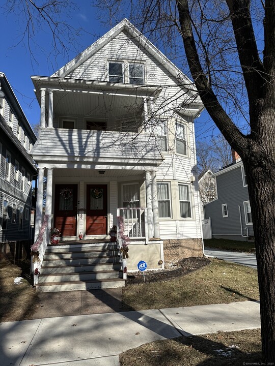 937 Elm St in New Haven, CT - Building Photo