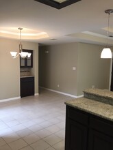 6701 N 8th St, Unit V in McAllen, TX - Building Photo - Building Photo