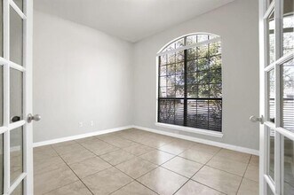 256 White Dr in Rockwall, TX - Foto de edificio - Building Photo