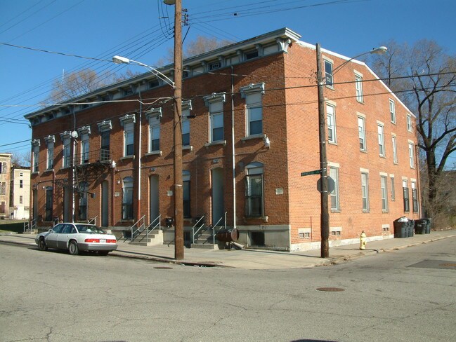 1722-1730 Baymiller St in Cincinnati, OH - Building Photo - Building Photo