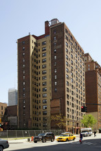 453-455 W 34th St in New York, NY - Building Photo - Building Photo