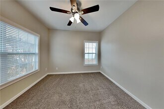 383 Kyles Cir in Hiram, GA - Building Photo - Building Photo