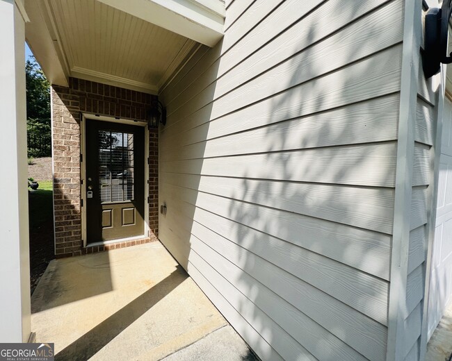 256 Highland Pointe Cir E in Dawsonville, GA - Building Photo - Building Photo