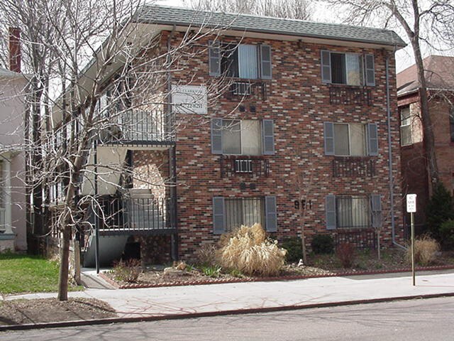 LeCentral Apartments in Denver, CO - Foto de edificio