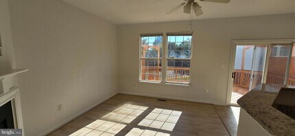 46193 Walpole Terrace in Sterling, VA - Building Photo - Building Photo