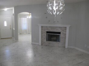 3401 Pioneer Crossing Dr in Round Rock, TX - Building Photo - Building Photo