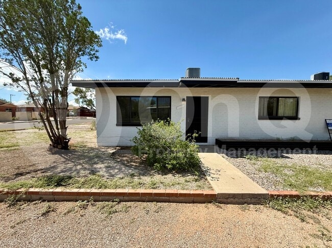 property at 1715 N Highland Ave