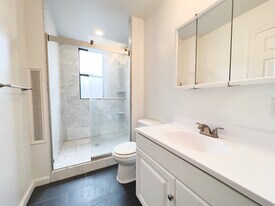 7 Myrtle St, Unit 1 in Boston, MA - Building Photo