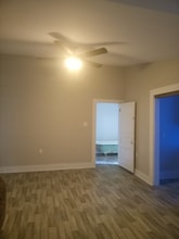 311 S Pierce St, Unit C in Lafayette, LA - Foto de edificio - Building Photo