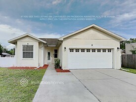 5103 22nd St Ct E in Bradenton, FL - Building Photo