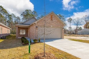 13418 Teton Dr in Little Rock, AR - Building Photo