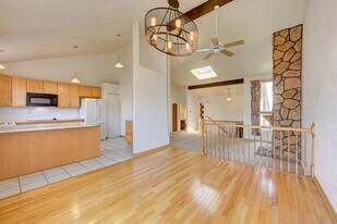 6528 W Mississippi Way in Lakewood, CO - Building Photo