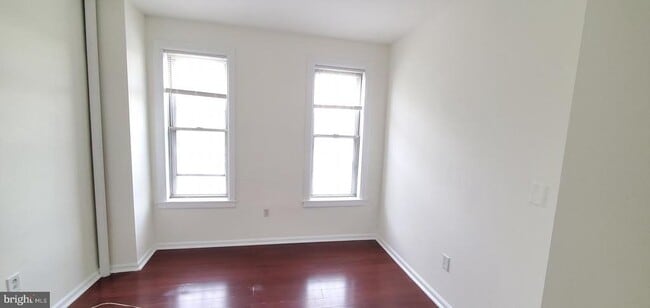 property at 611 W York St