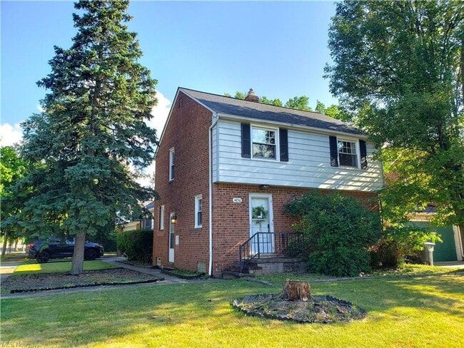 property at 4856 Edsal Dr