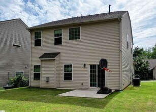 207 Penrith Ct in Simpsonville, SC - Foto de edificio - Building Photo