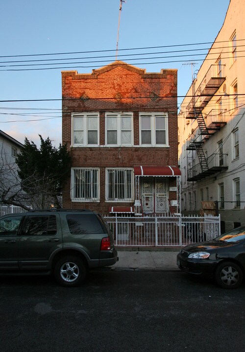 214 E 54th St in Brooklyn, NY - Foto de edificio