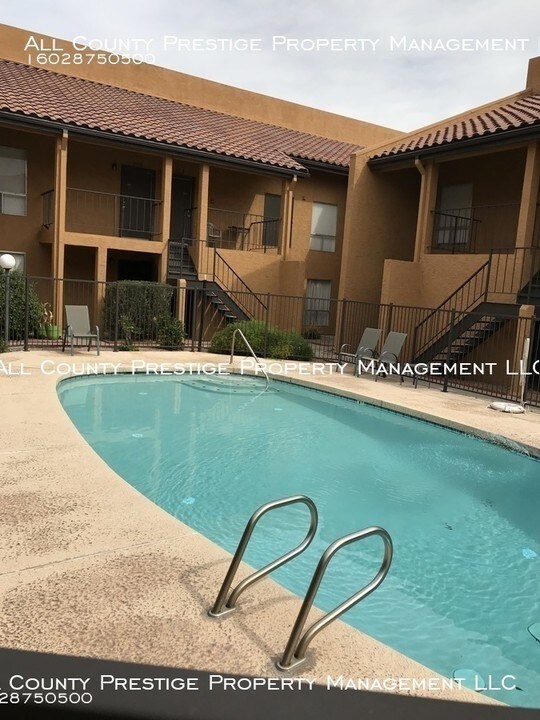 1831 W Mulberry Dr-Unit -137 in Phoenix, AZ - Building Photo