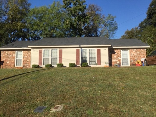 property at 804-806 Shanna Ct