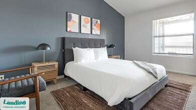 1071 Clayton Ln, Unit M1323 in Austin, TX - Building Photo - Building Photo