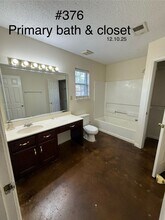 376 Alex Cove in Southaven, MS - Foto de edificio - Building Photo