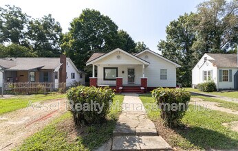 3928 Porter Ave in Knoxville, TN - Foto de edificio - Building Photo