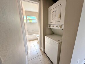 809 2nd St in West Palm Beach, FL - Foto de edificio - Building Photo