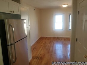 914 Dorchester Ave in Boston, MA - Building Photo - Building Photo