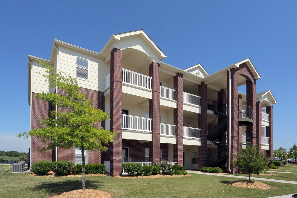 Treetop Apartments Broken Arrow, OK Apartments For Rent