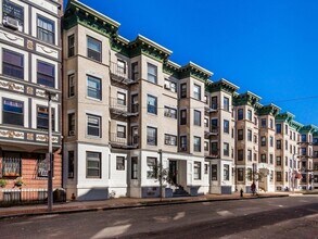 65 Burbank St, Unit 2 in Boston, MA - Building Photo - Building Photo