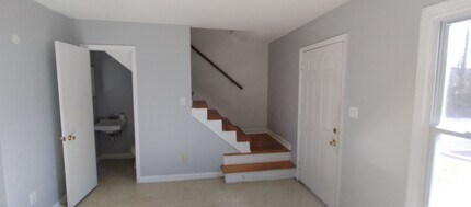 2667 Dr Carver Rd in Charlotte, NC - Foto de edificio - Building Photo