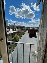 39 Chestnut St, Unit 5 in Boston, MA - Building Photo - Building Photo