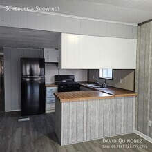 5515 Squiredale Ln in Fort Wayne, IN - Building Photo - Building Photo