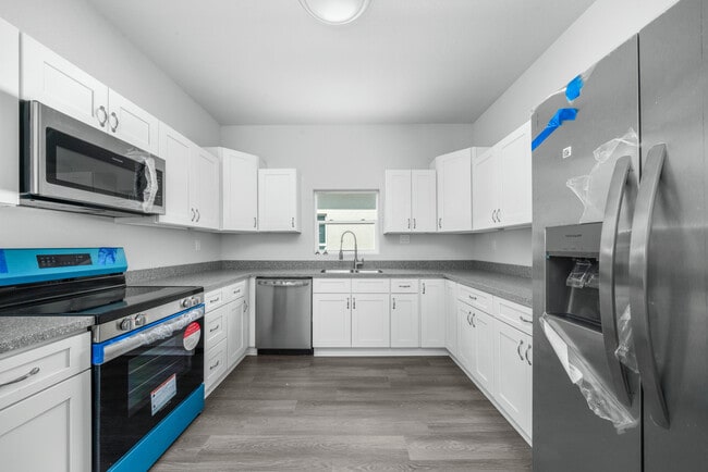 property at 1450 Las Villas Blvd