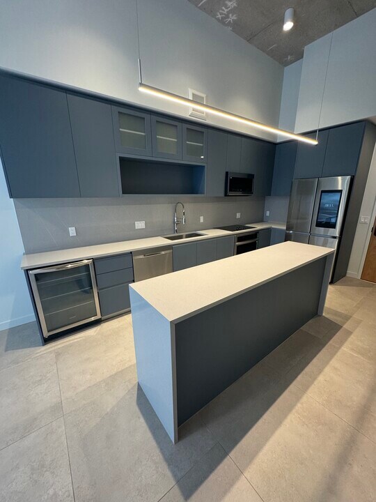 108 NW 27th St, Unit A2 in Miami, FL - Building Photo