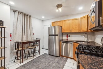 1808 W Diamond St, Unit 1 in Philadelphia, PA - Foto de edificio - Building Photo