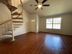 206 S Nolan River Rd in Cleburne, TX - Building Photo - Building Photo