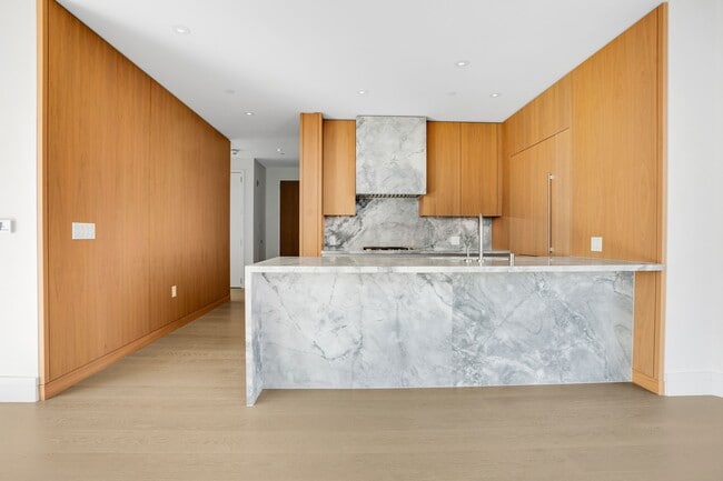 property at 211 Elm Ct