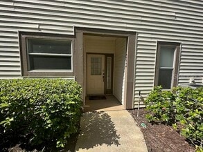 1208 Clays Trail in Oldsmar, FL - Building Photo - Building Photo