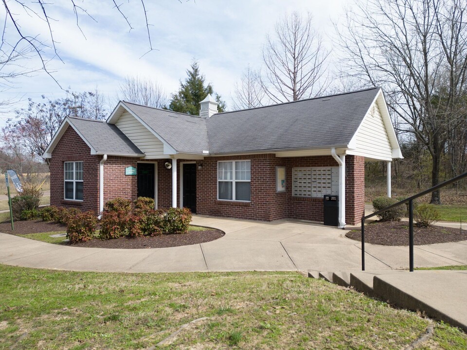 Riverbrook Luxury Apartments in Brownsville, TN - Building Photo