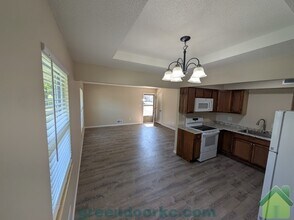 516 5th St in Belton, MO - Building Photo - Building Photo