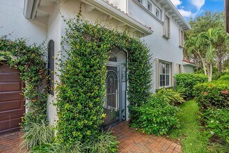 631 Moondancer Ct in Palm Beach Gardens, FL - Building Photo - Building Photo