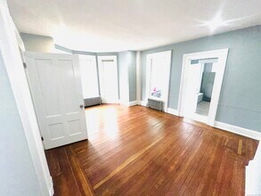 576 Winthrop Ave in New Haven, CT - Building Photo - Building Photo